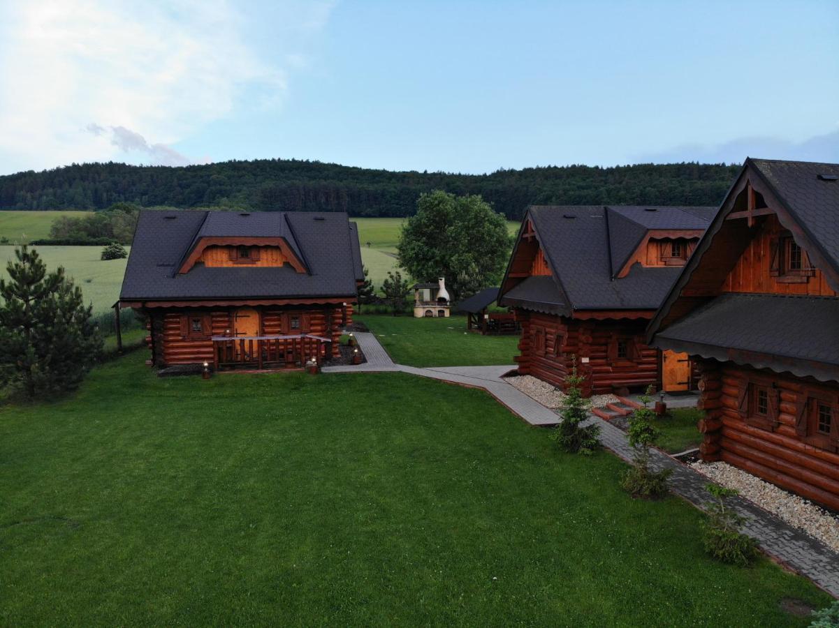 Ubytovanie Koliba Pacho - Zrub Zuzka Prievidza Exterior photo